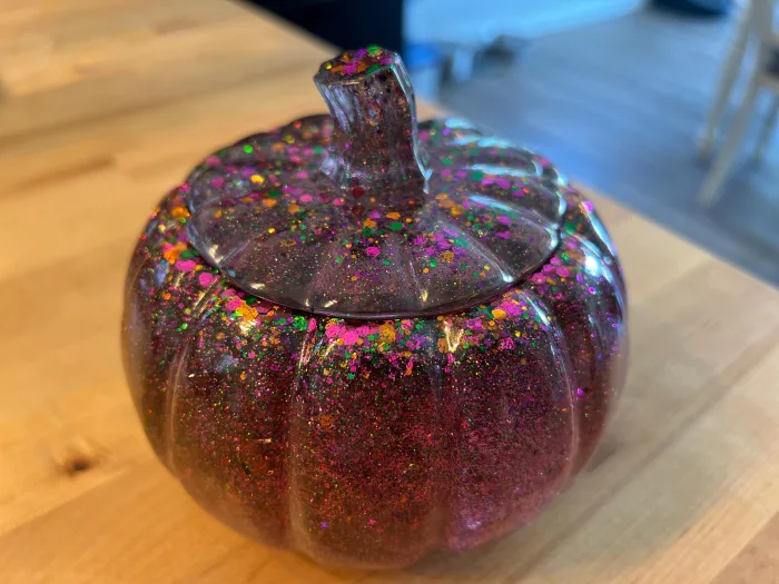 Handmade Resin Pumpkin Jar – Glittery Autumn Decor | Halloween Candy Jar | Fall Home Accent