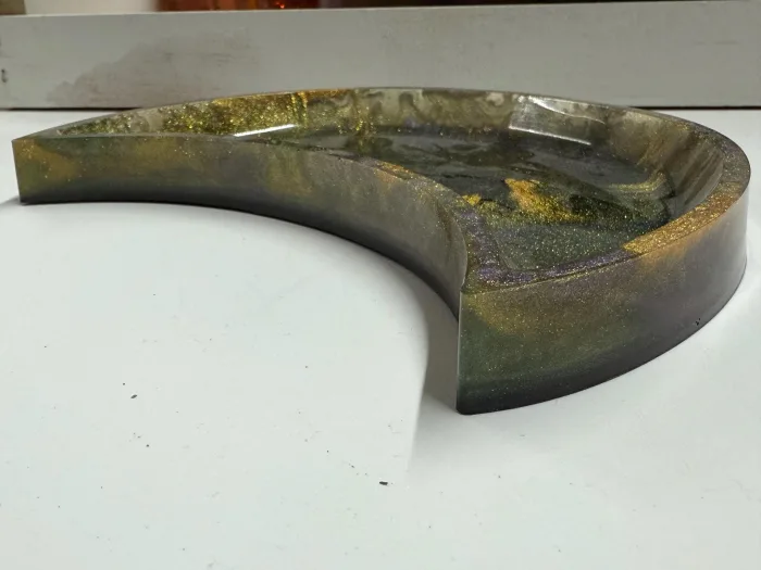 Crescent Moon Resin Tray – Celestial Crystal Dish, Jewelry Holder & Altar Décor