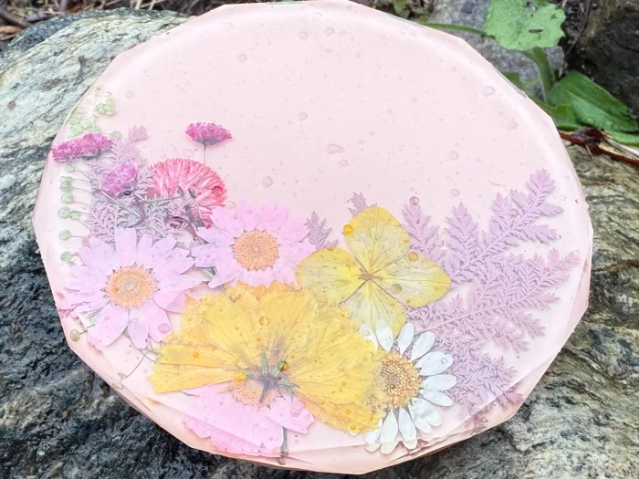 Pressed Botanical Resin Coaster | Real Dried Flower Decor | Cottagecore Gift | Handmade Floral Home Decor