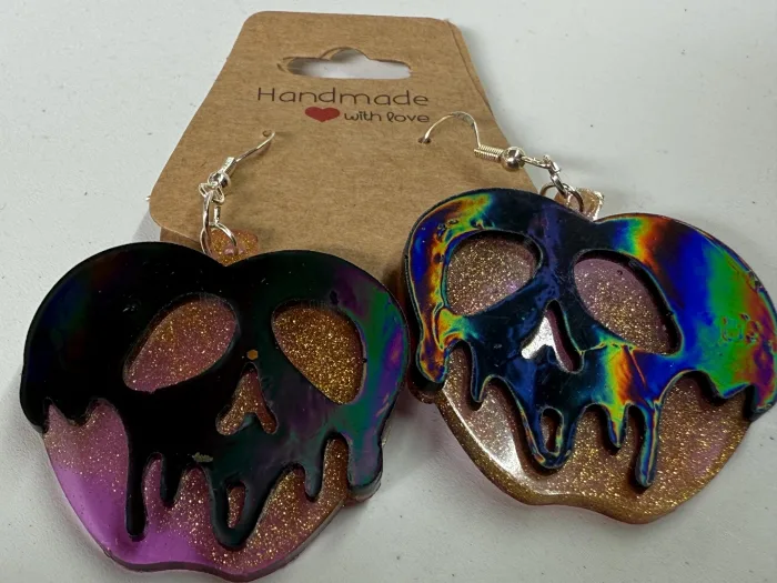 Poison Apple Skull Earrings | Handmade Resin Spooky Earrings | Pastel Goth | Witchy Jewelry | Fairycore | Halloween Earrings